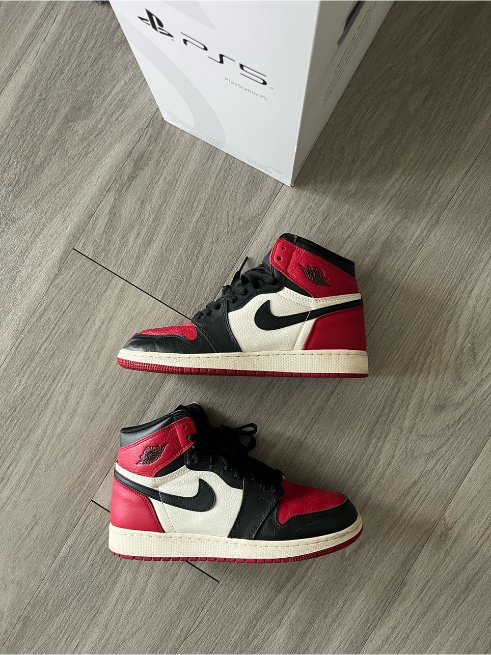 Air Jordan 1 Retro High OG Bred Toe 2018